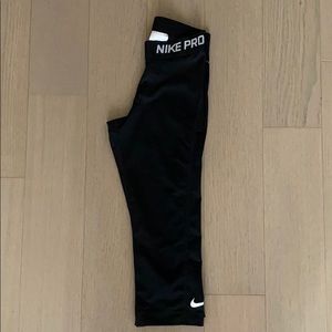 Nike Pro Dri-fit Capris, XS